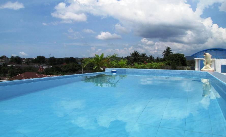 Hotel Mitra Garden Pangkal Pinang Esterno foto
