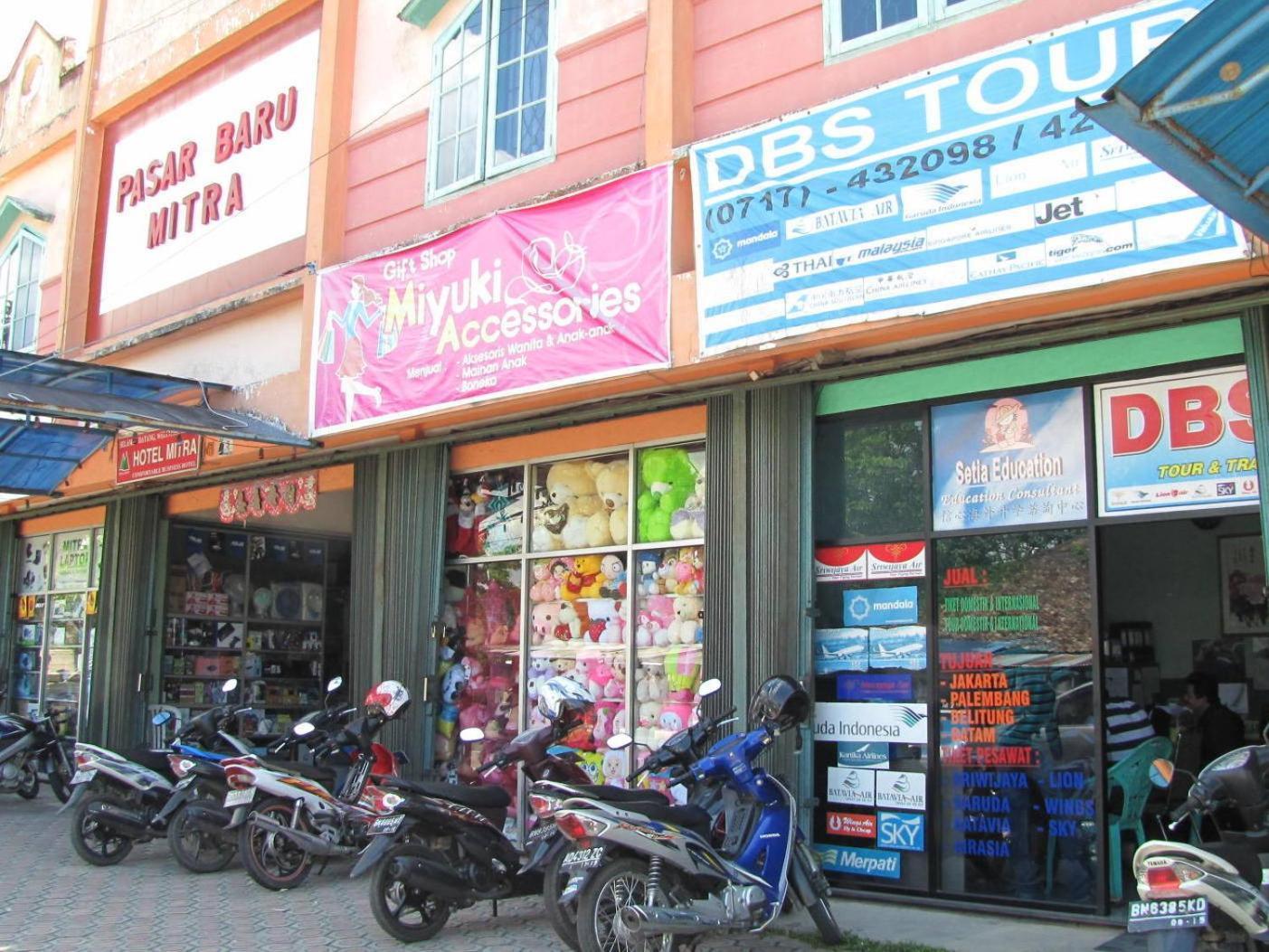 Hotel Mitra Garden Pangkal Pinang Esterno foto