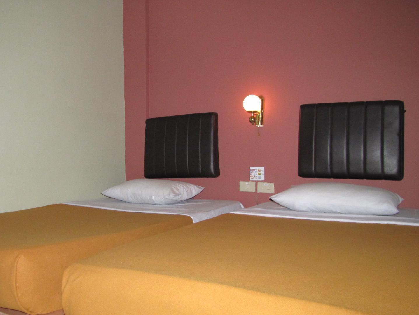 Hotel Mitra Garden Pangkal Pinang Esterno foto