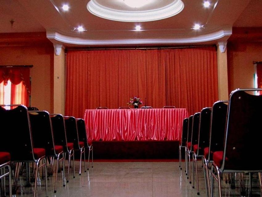 Hotel Mitra Garden Pangkal Pinang Esterno foto