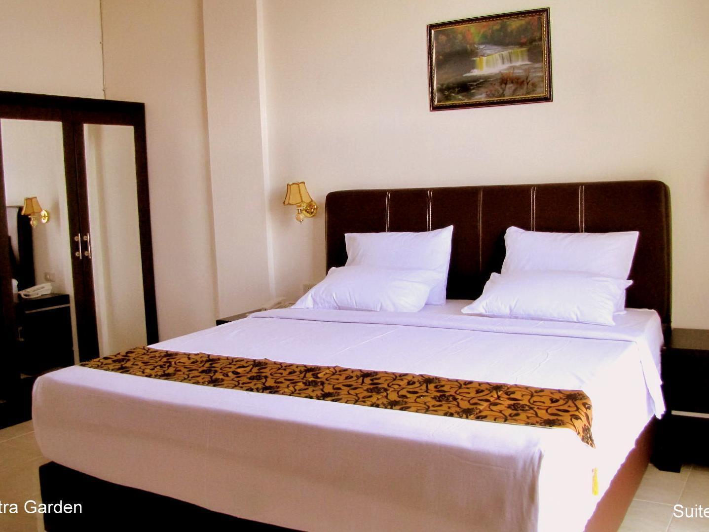 Hotel Mitra Garden Pangkal Pinang Esterno foto